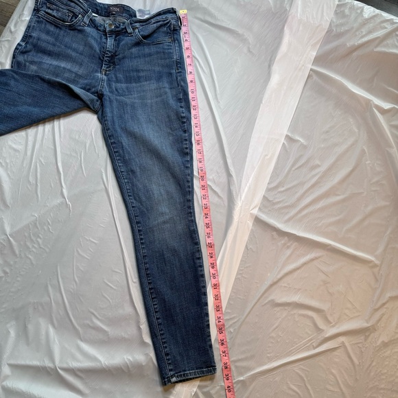 Size 10 NYDJ Ami Skinny Legging Jeans - Picture 6 of 9